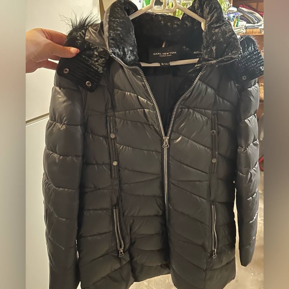 Marc Jacobs winter jacket.Perfect condition.Black colour